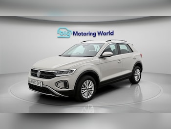 Used Volkswagen T-Roc 2023 for sale - 79068009: Photo