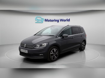 Used Volkswagen Touran 2022 for sale - 77118088: Photo