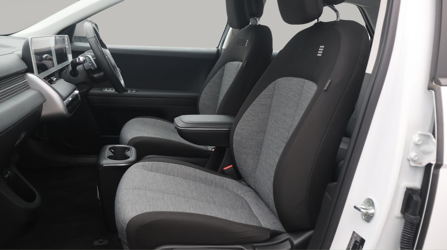 Used Hyundai IONIQ 5 2022 for sale - 76433328: Photo 15