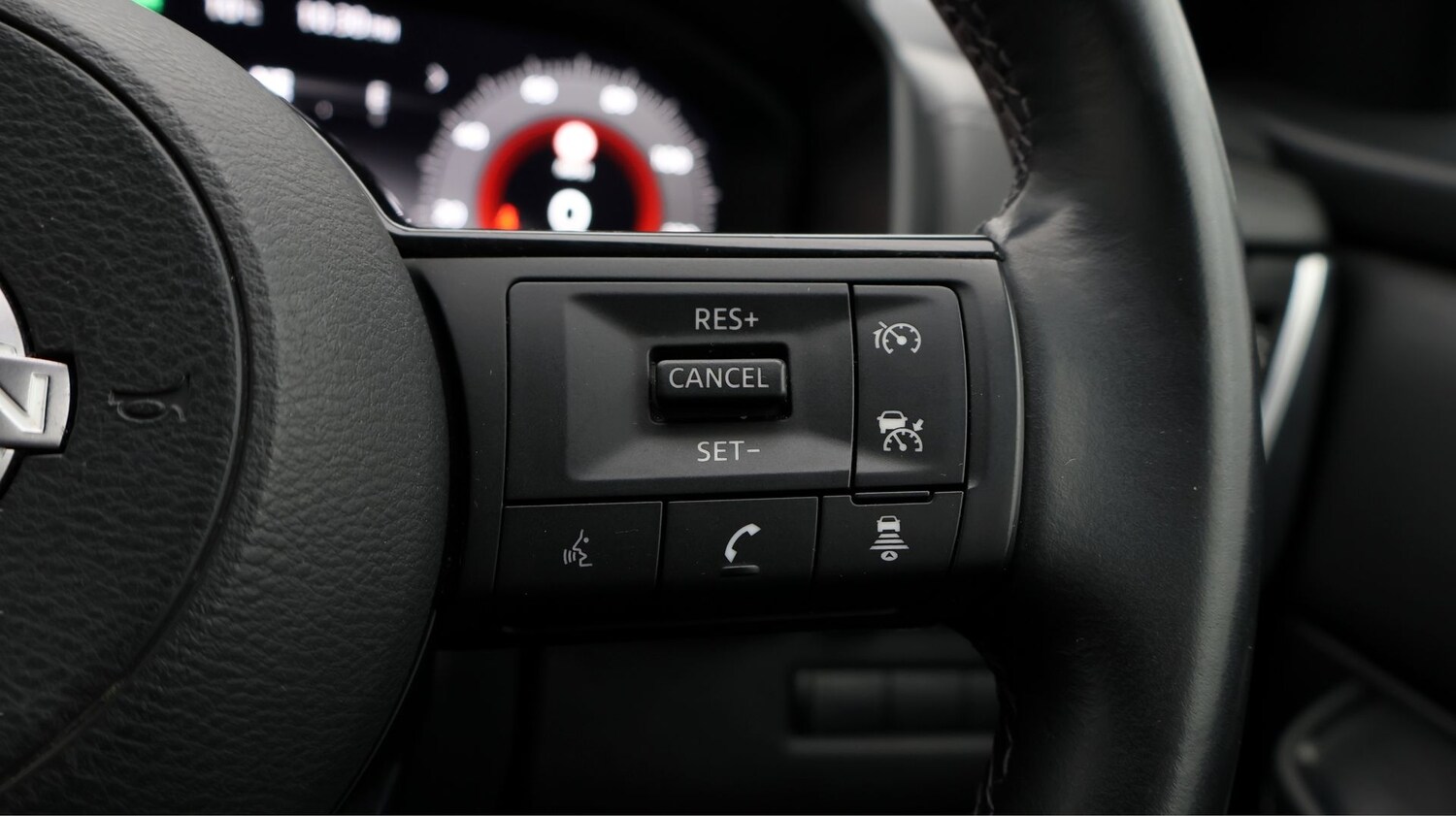 Used Nissan Qashqai for sale - 77844550: Photo 26