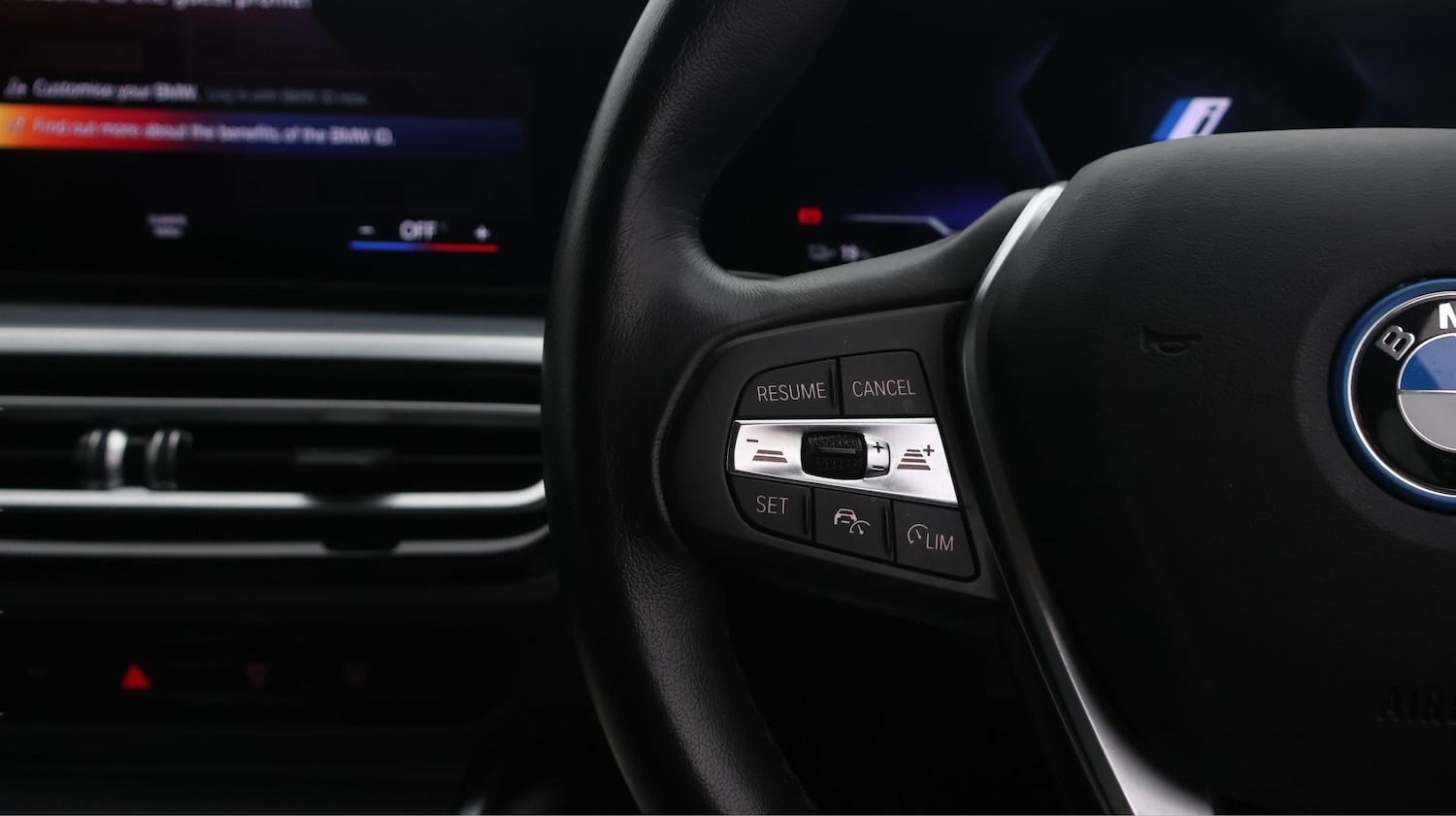 Used BMW i4 2023 for sale - 77687835: Photo 23