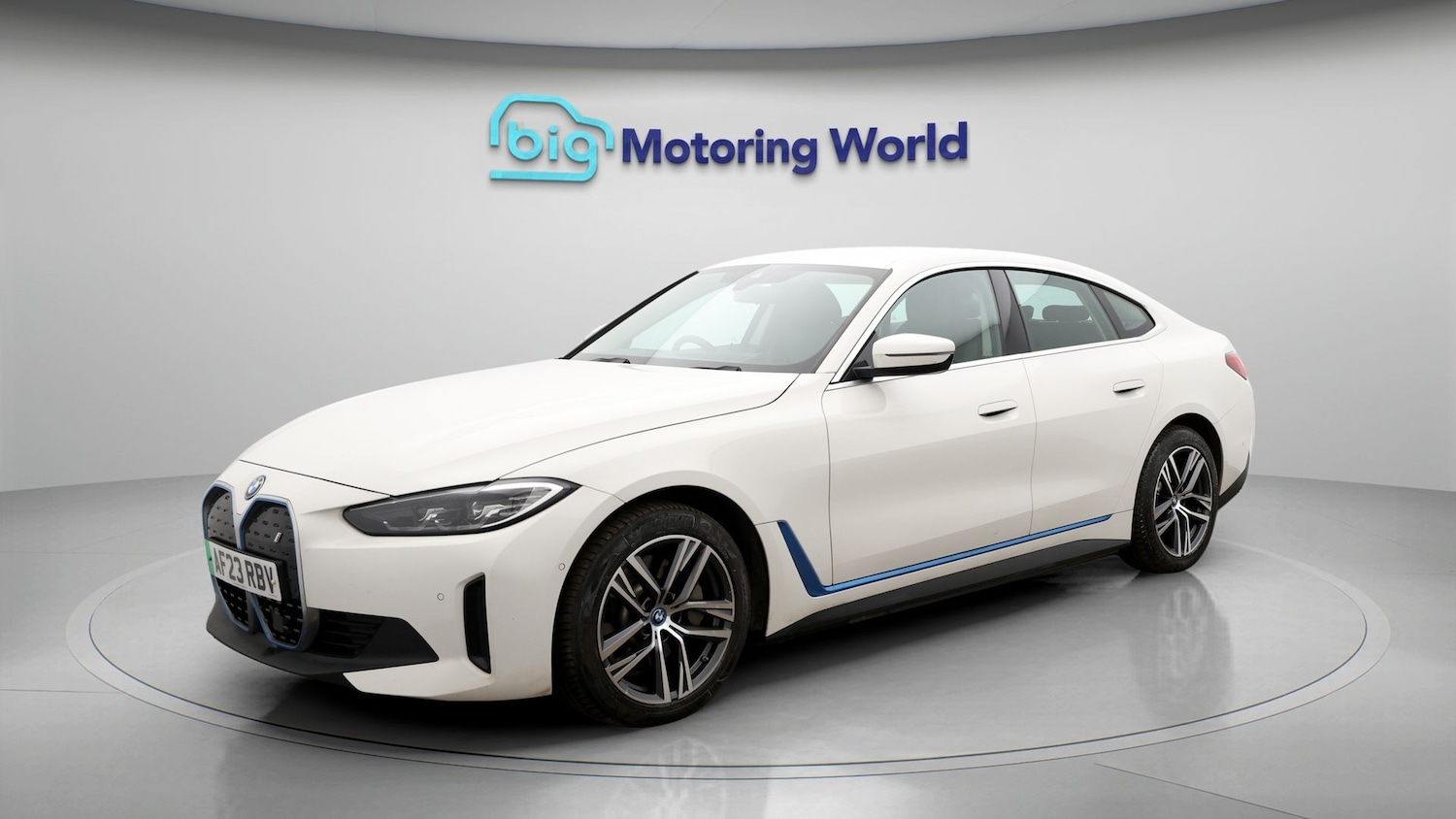 Used BMW i4 2023 for sale - 77687835: Photo 3