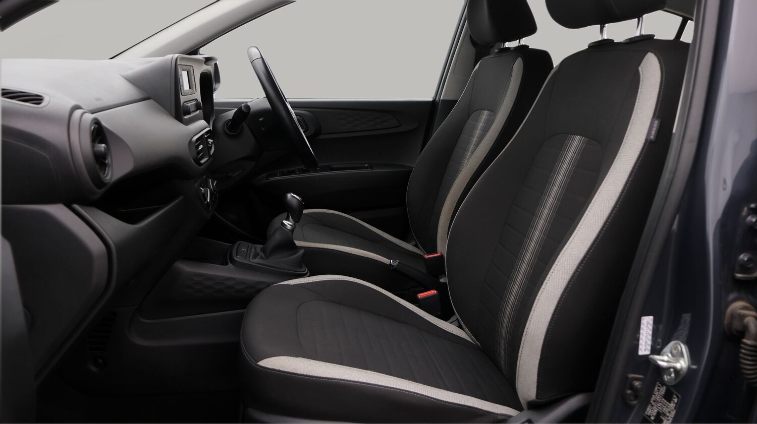 Used Hyundai i10 for sale - 77220948: Photo 14