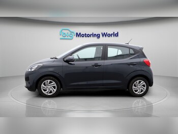 Used Hyundai i10 2023 for sale - 77220948: Photo