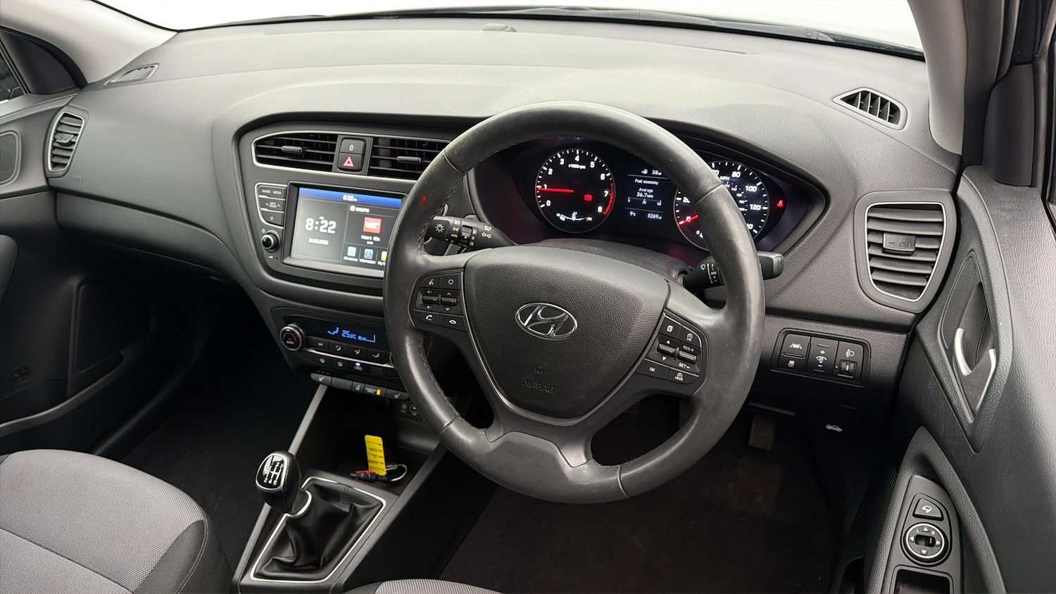 Used Hyundai i20 2020 for sale - 78070169: Photo 9