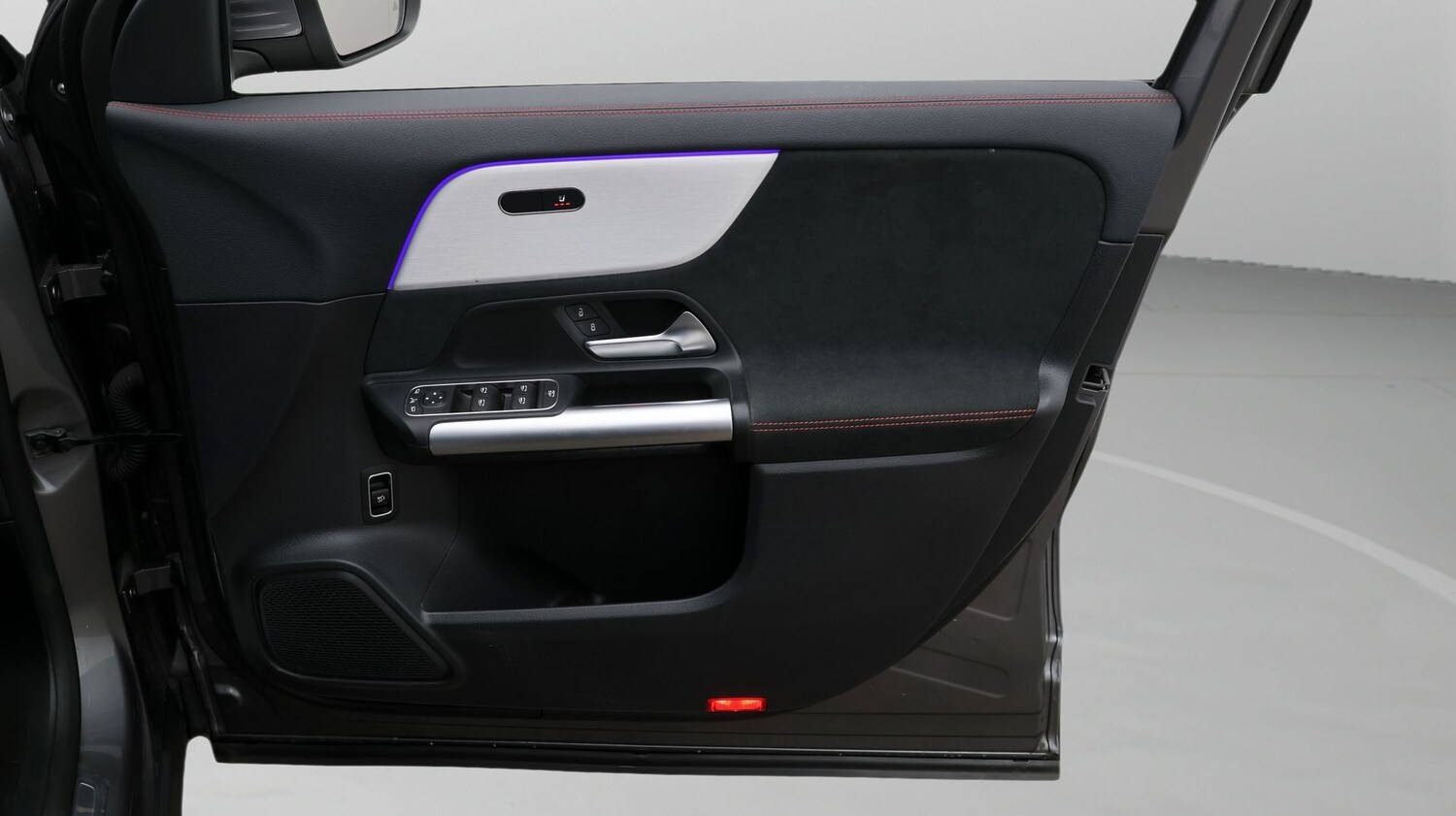 Used Mercedes-Benz EQA 2023 for sale - 77618704: Photo 15