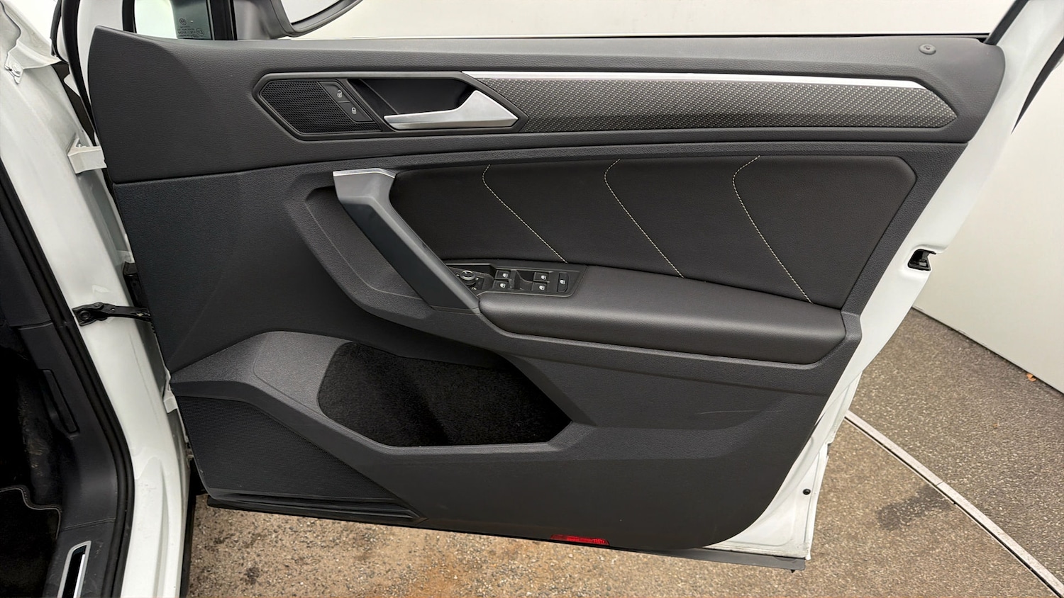 Used Volkswagen Tiguan 2023 for sale - 78066600: Photo 14