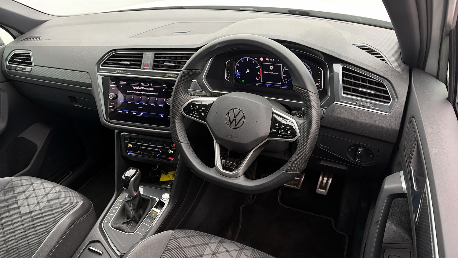 Used Volkswagen Tiguan 2023 for sale - 78066600: Photo 9