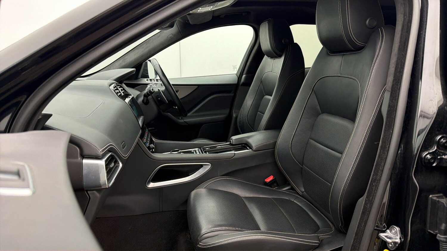 Used Jaguar F-Pace 2020 for sale - 77905665: Photo 13