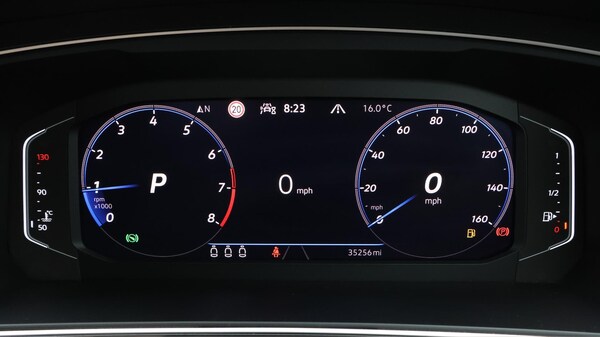 Used Volkswagen Tiguan 2021 for sale - 76260608: Photo 11