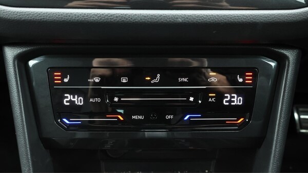 Used Volkswagen Tiguan 2021 for sale - 76260608: Photo 13