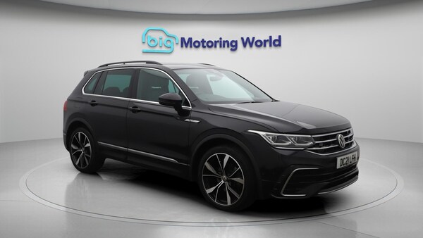 Used Volkswagen Tiguan 2021 for sale - 76260608: Photo 2
