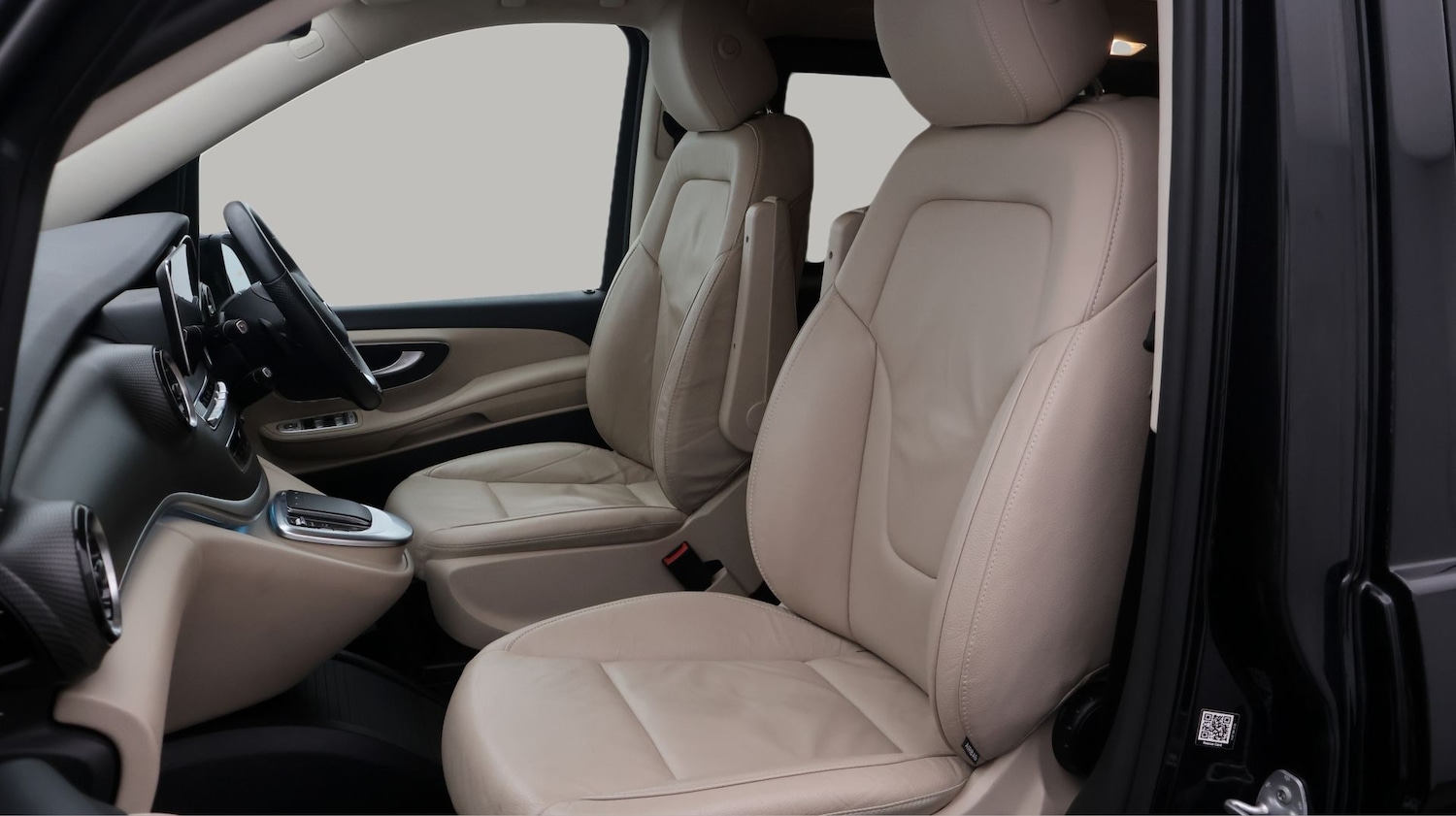 Used Mercedes-Benz V-Class 2021 for sale - 77438530: Photo 14