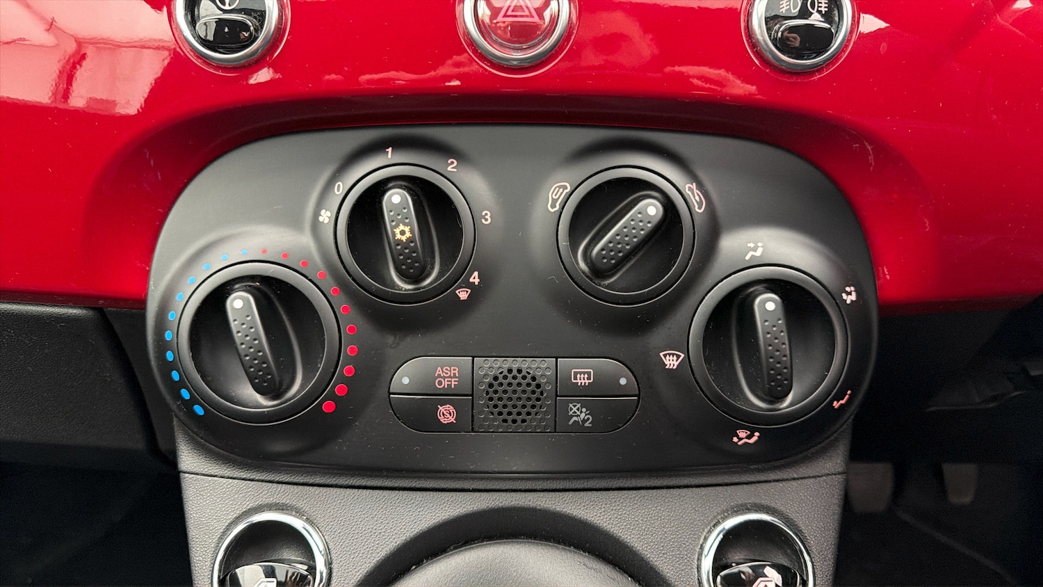 Used Fiat 500 2023 for sale - 77952214: Photo 11