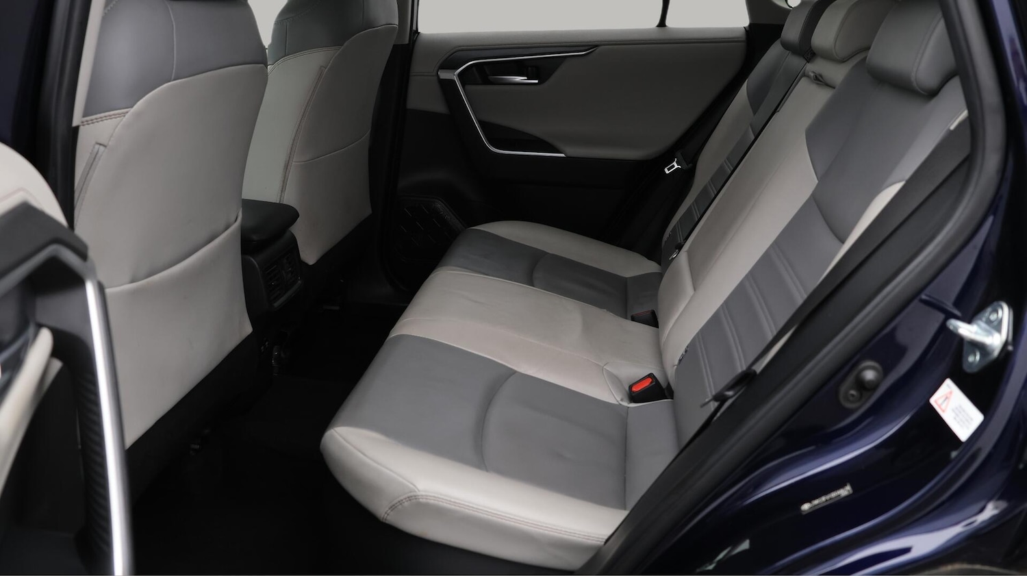 Used Toyota RAV4 2020 for sale - 76371617: Photo 17