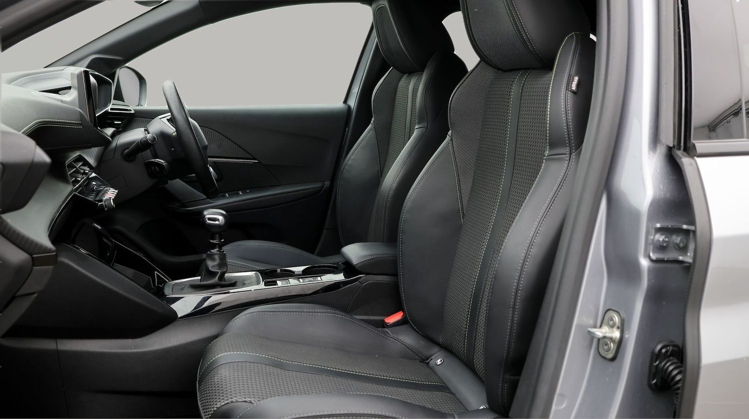 Used Peugeot 208 2021 for sale - 77298495: Photo 14