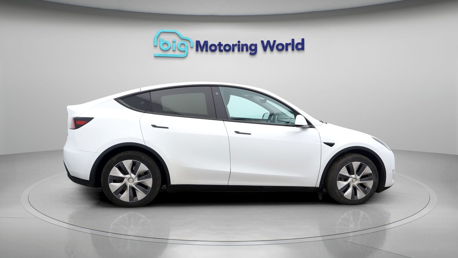 Used Tesla Model Y 2023 for sale - 77758640: Photo 8