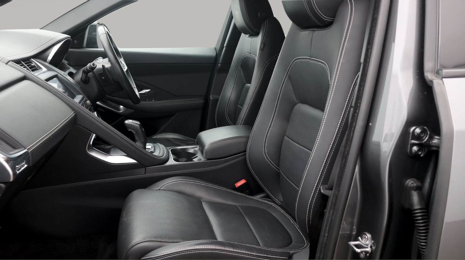 Used Jaguar E-Pace 2019 for sale - 77571215: Photo 14