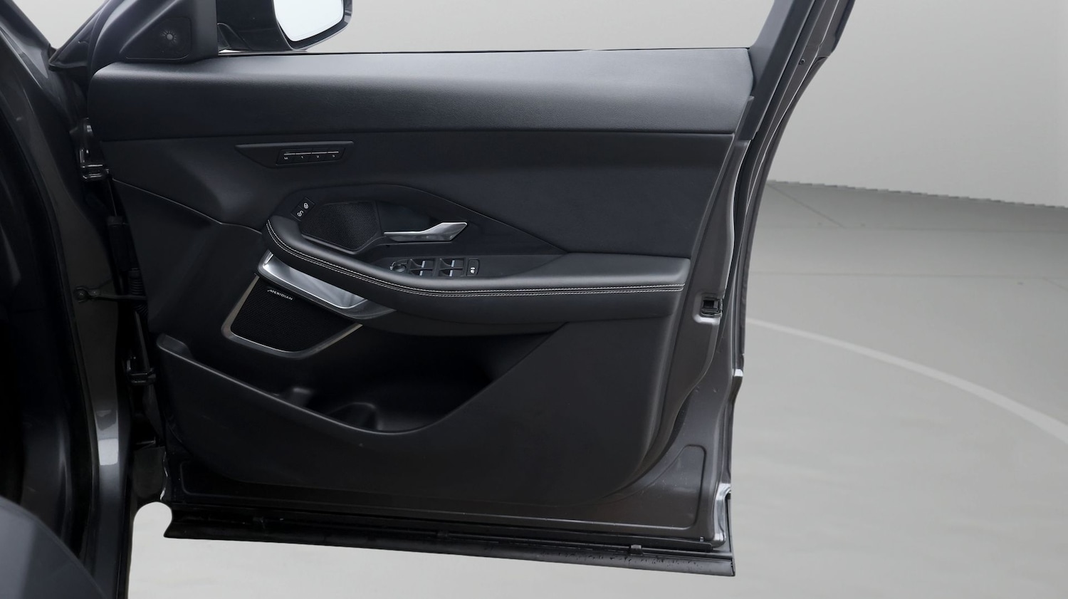 Used Jaguar E-Pace 2019 for sale - 77571215: Photo 15