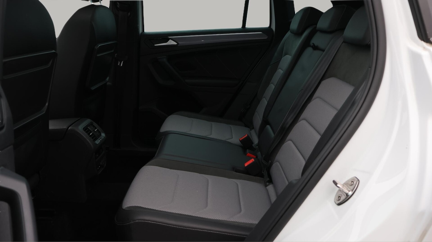 Used Volkswagen Tiguan 2019 for sale - 76715431: Photo 17