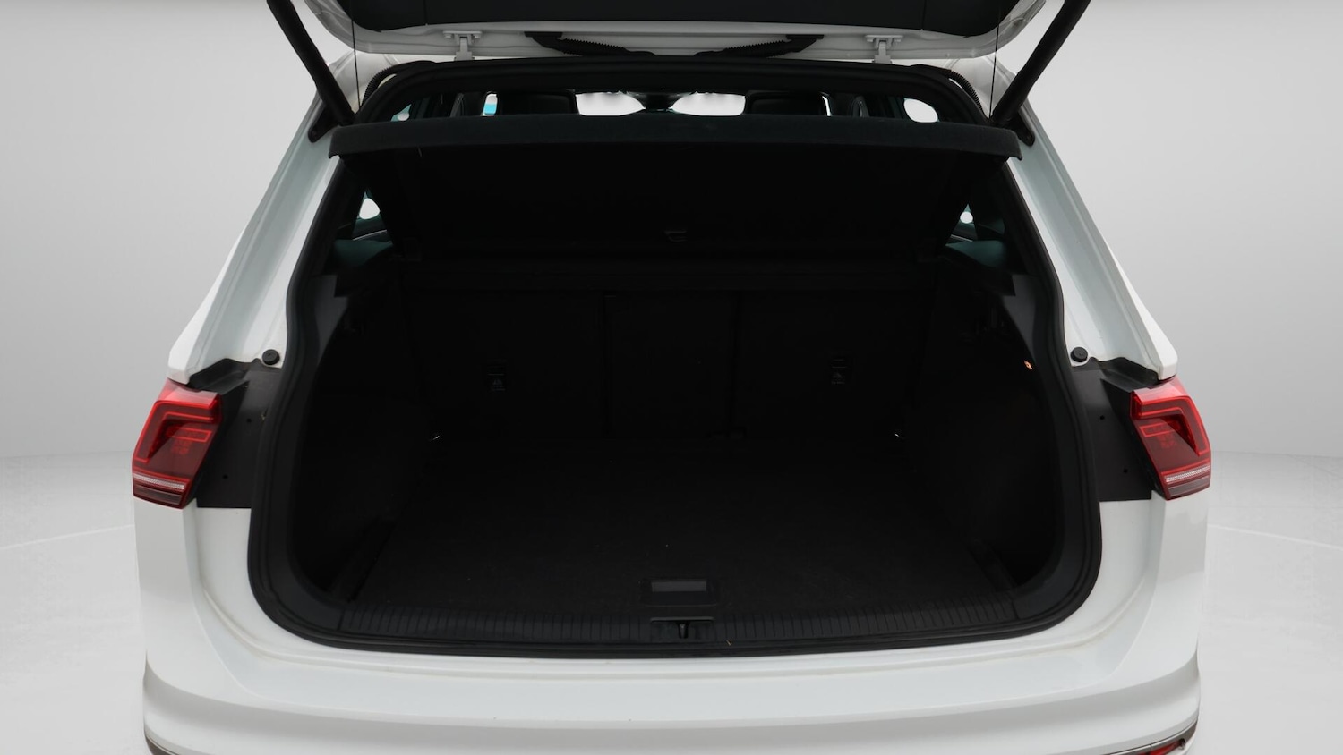 Used Volkswagen Tiguan 2019 for sale - 76715431: Photo 18