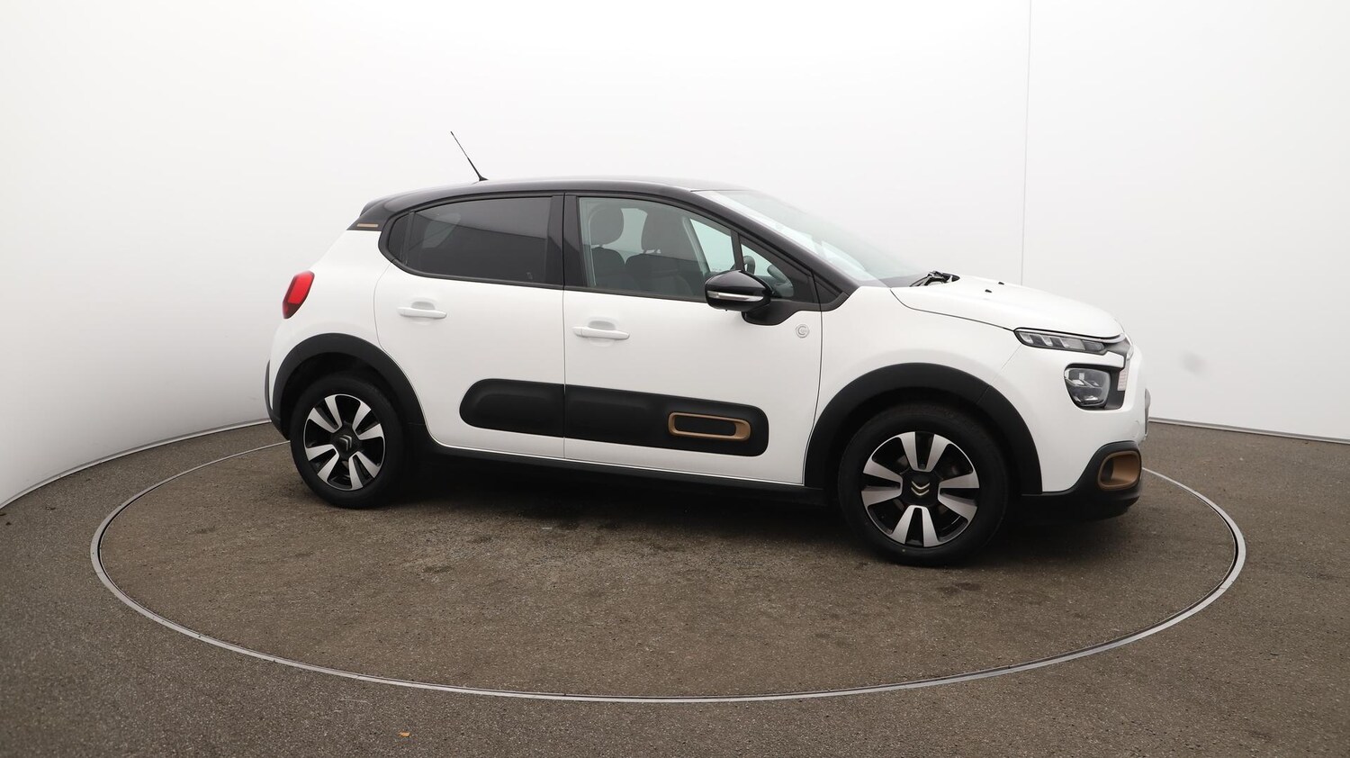 Vehicle 46