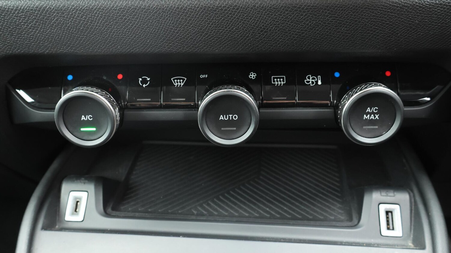 Used Citroen C4 2021 for sale - 76370117: Photo 13