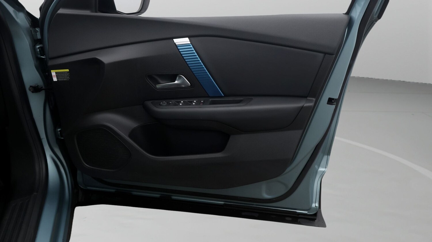 Used Citroen e-C4 2023 for sale - 77649781: Photo 15