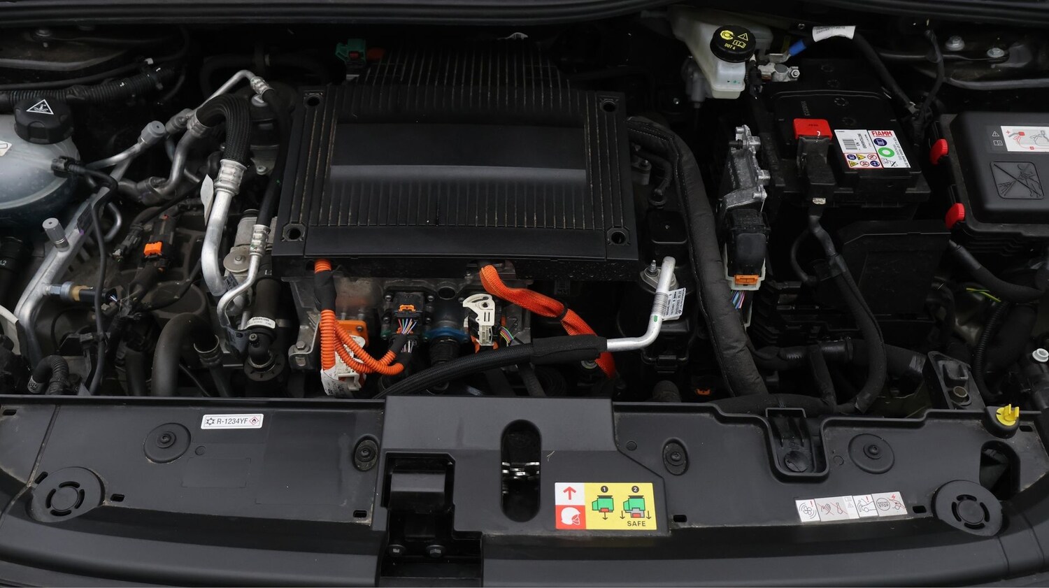 Used Peugeot 208 2023 for sale - 77310791: Photo 19