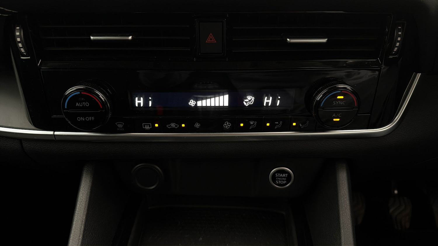 Used Nissan Qashqai for sale - 77831200: Photo 11