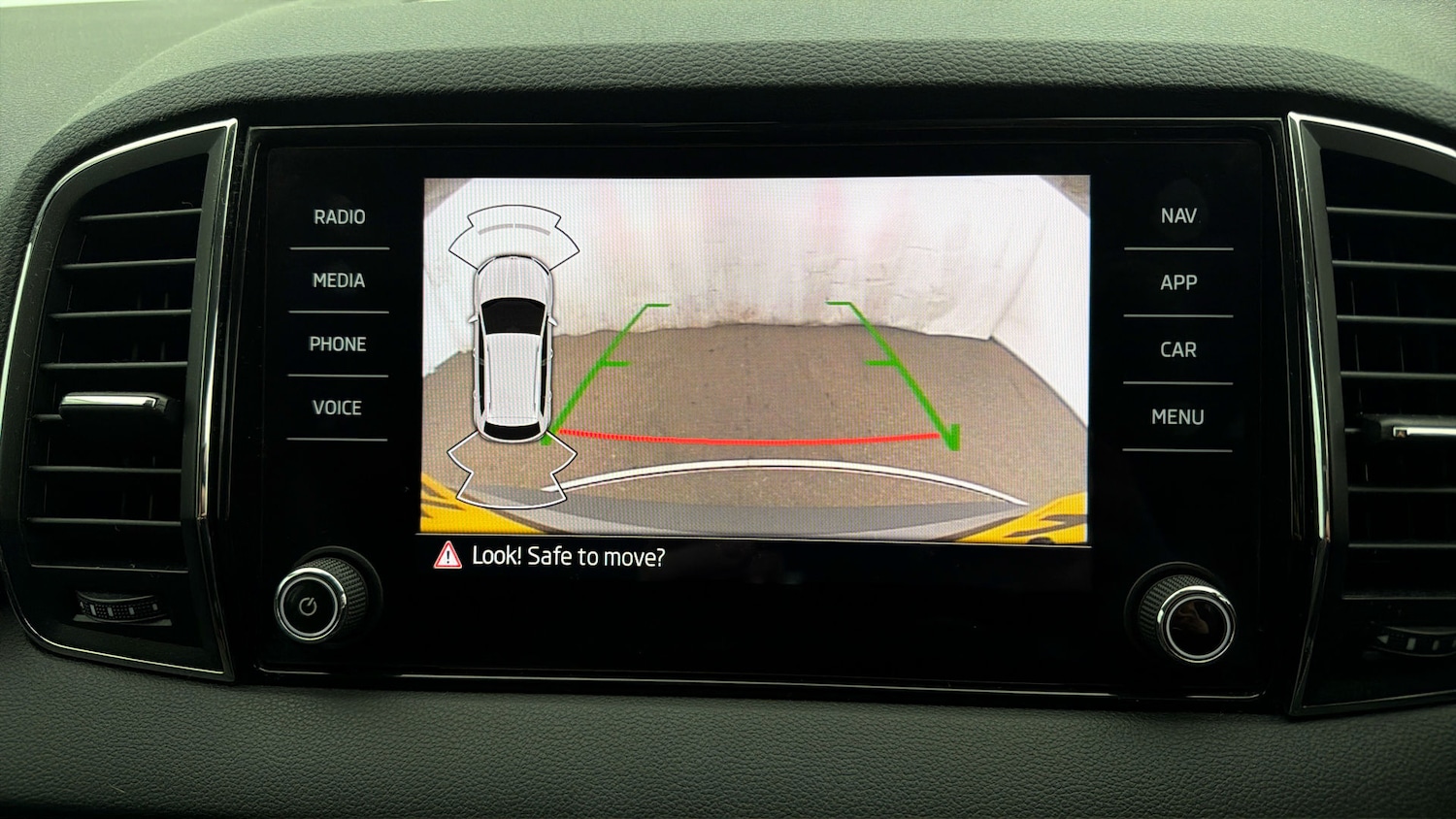 Used Skoda Karoq 2021 for sale - 78108932: Photo 26