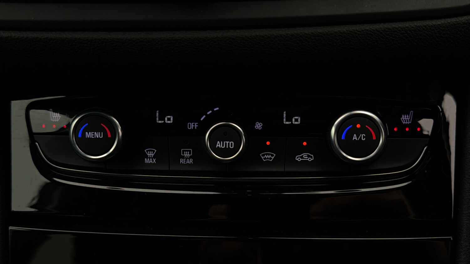 Used Vauxhall Grandland 2023 for sale - 77830244: Photo 11