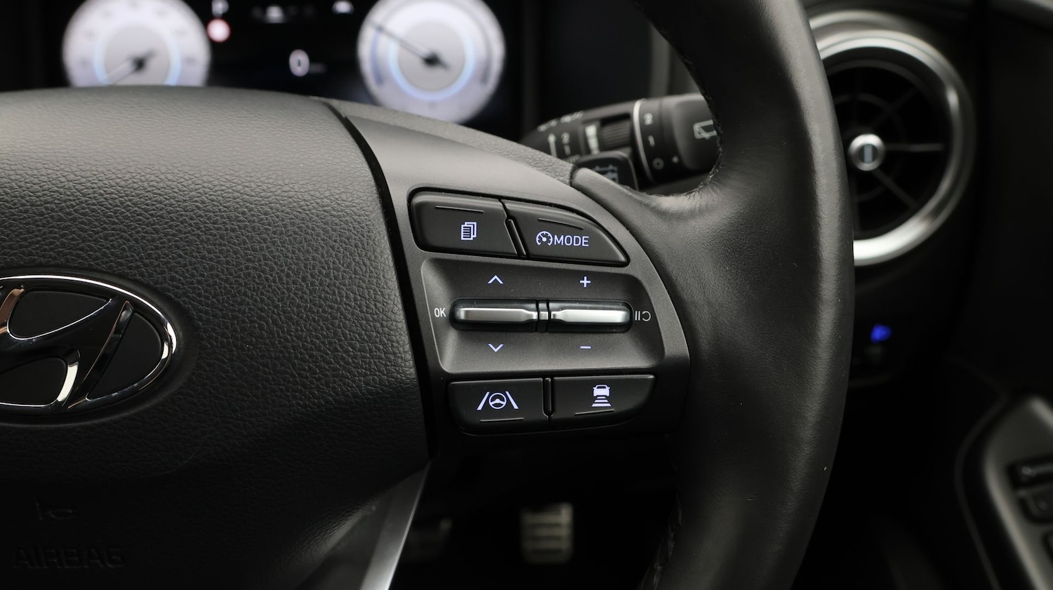 Used Hyundai KONA 2024 for sale - 77745279: Photo 29