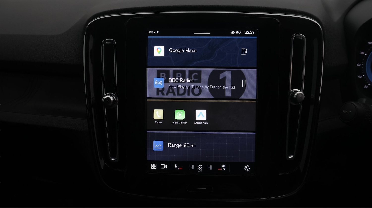 Used Volvo XC40 2022 for sale - 77352144: Photo 27