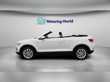 Used Volkswagen T-Roc 2023 for sale - 78970504: Photo