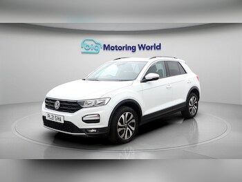 Used Volkswagen T-Roc 2021 for sale - 77381417: Photo