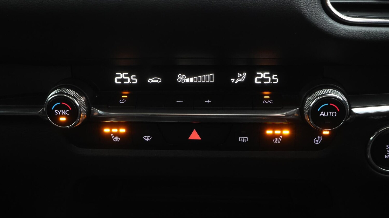 Used Mazda CX-30 2022 for sale - 76190015: Photo 13