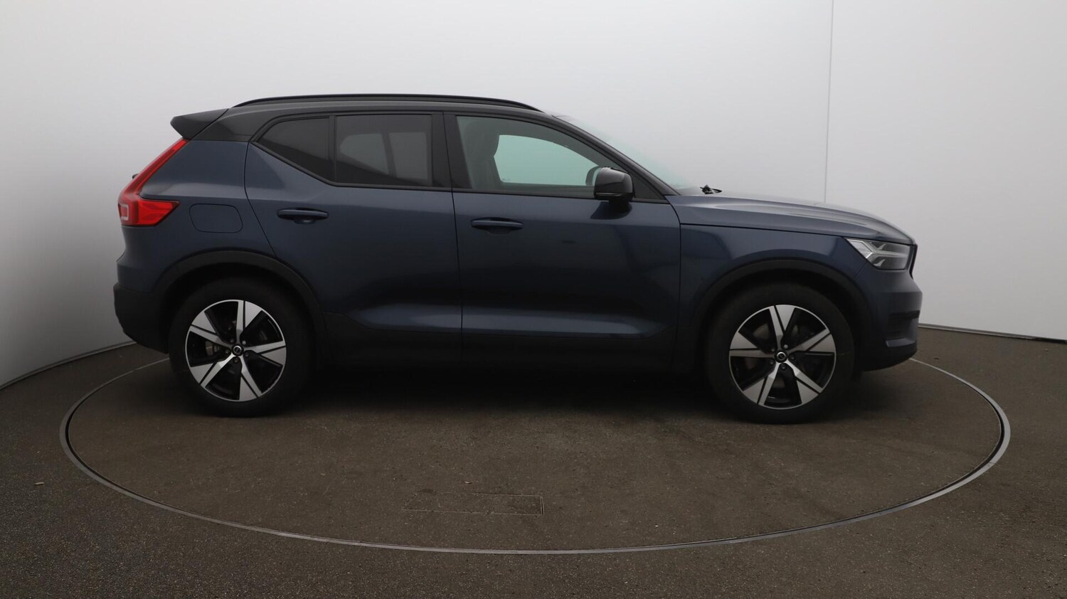 Used Volvo XC40 2022 for sale - 76597387: Photo 49