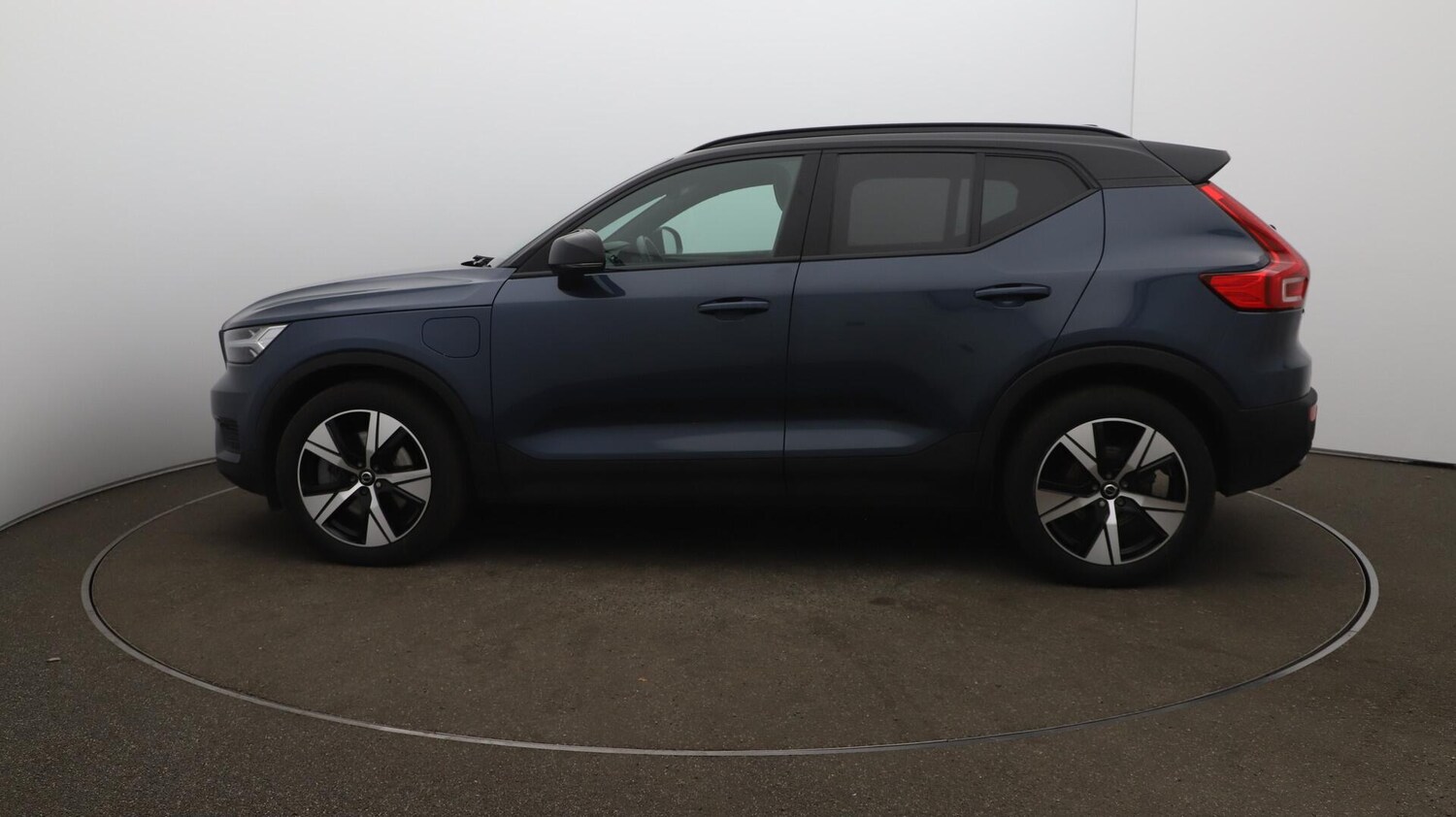 Used Volvo XC40 2022 for sale - 76597387: Photo 64