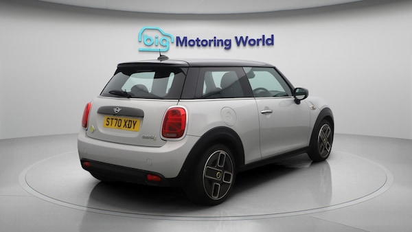 Used MINI Electric Hatch 2021 for sale - 76084509: Photo 8
