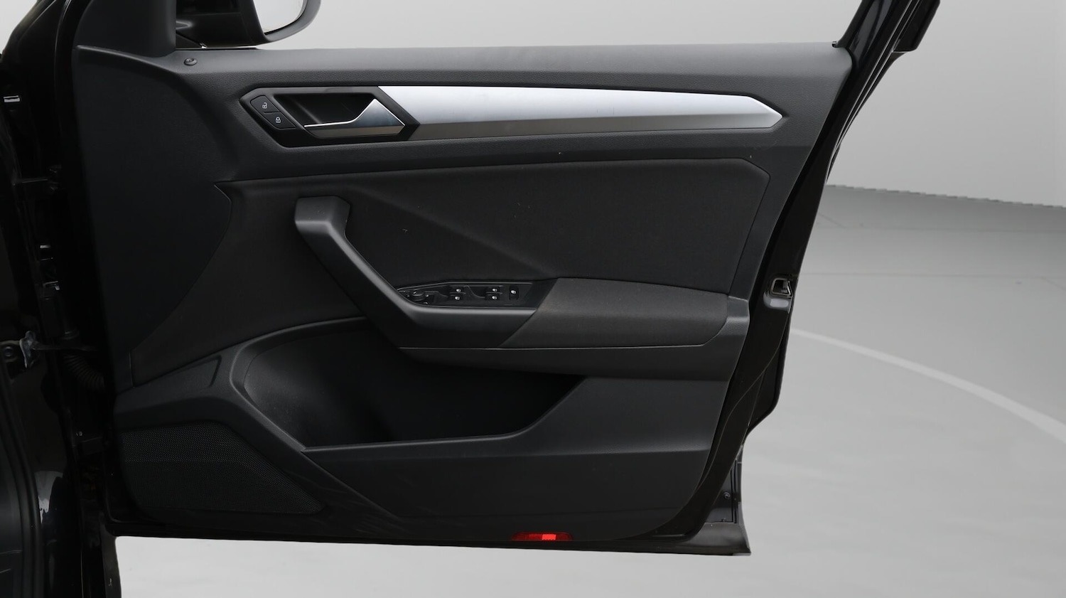 Used Volkswagen T-Roc 2022 for sale - 76715547: Photo 16