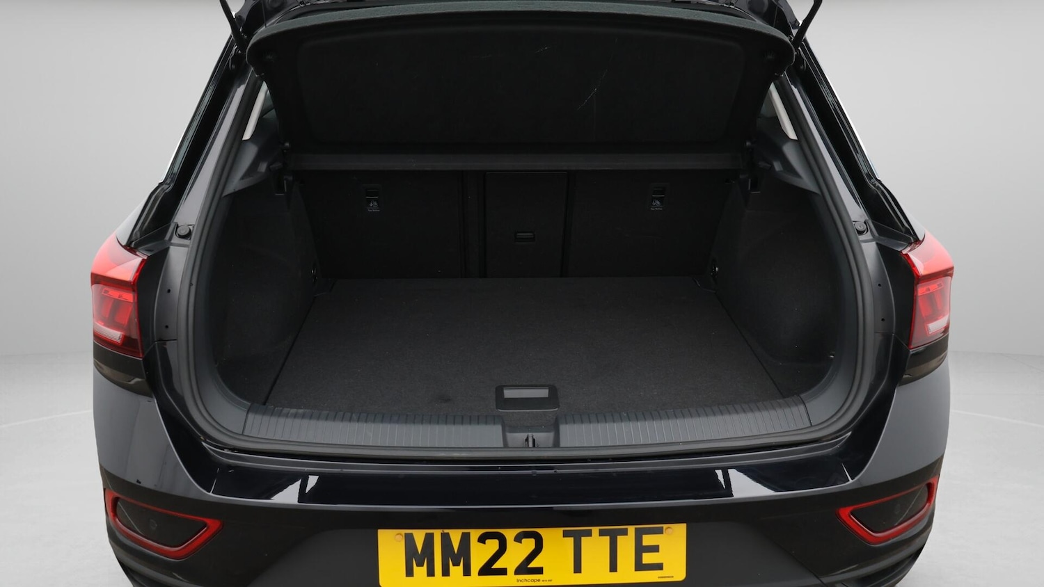 Used Volkswagen T-Roc 2022 for sale - 76715547: Photo 18