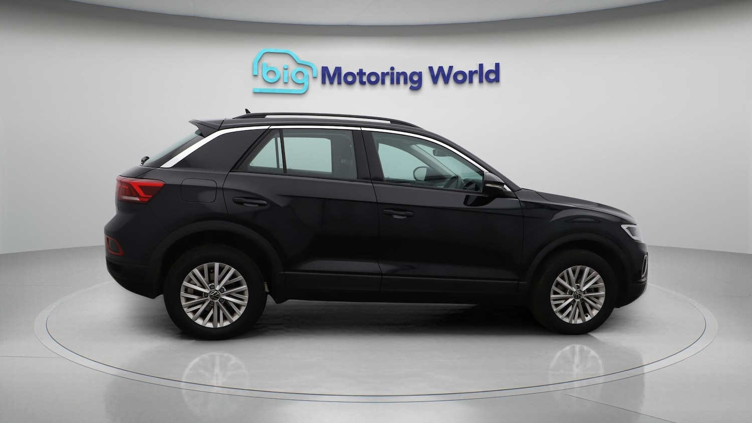 Used Volkswagen T-Roc 2022 for sale - 76715547: Photo 9