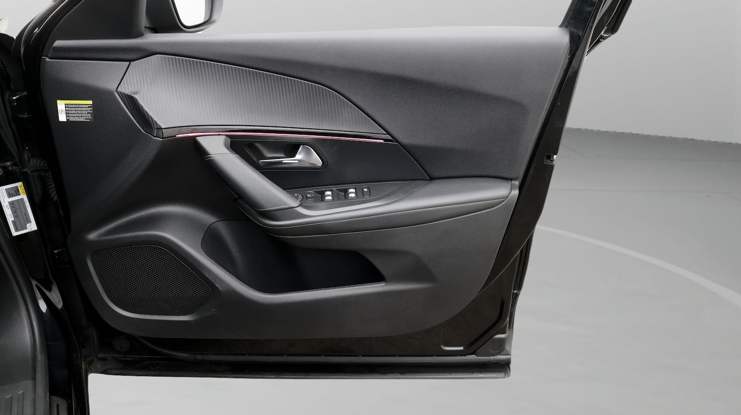 Used Peugeot 2008 2023 for sale - 77555378: Photo 15