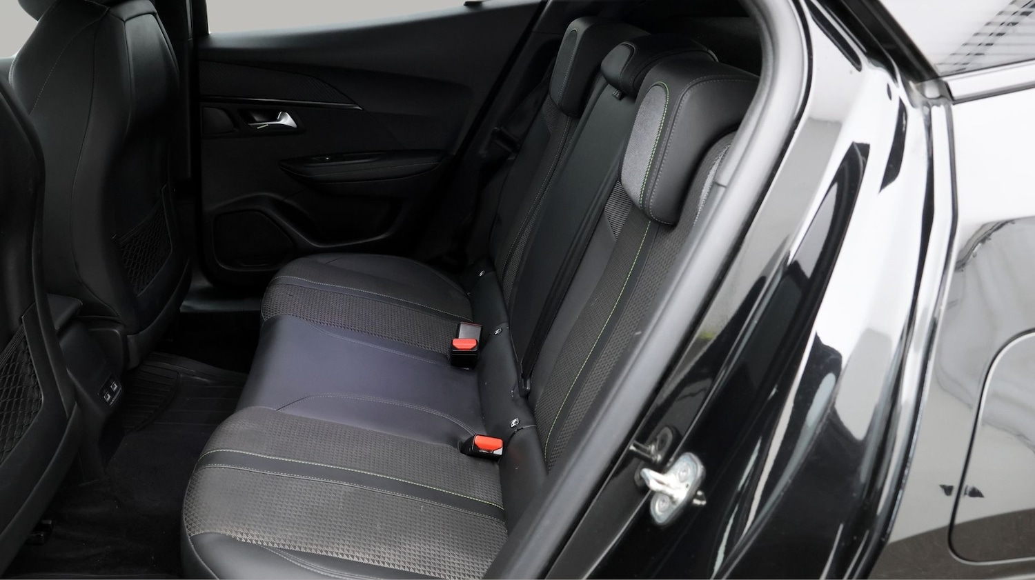 Used Peugeot 2008 2023 for sale - 77555378: Photo 16