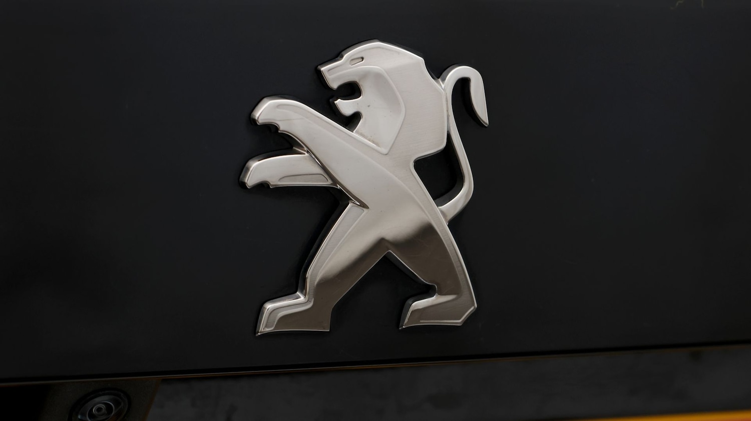 Used Peugeot 2008 2023 for sale - 77555378: Photo 22