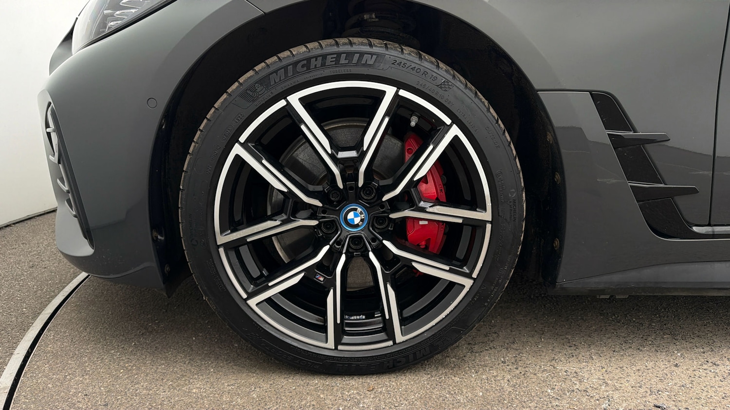 Used BMW i4 2023 for sale - 77864651: Photo 17