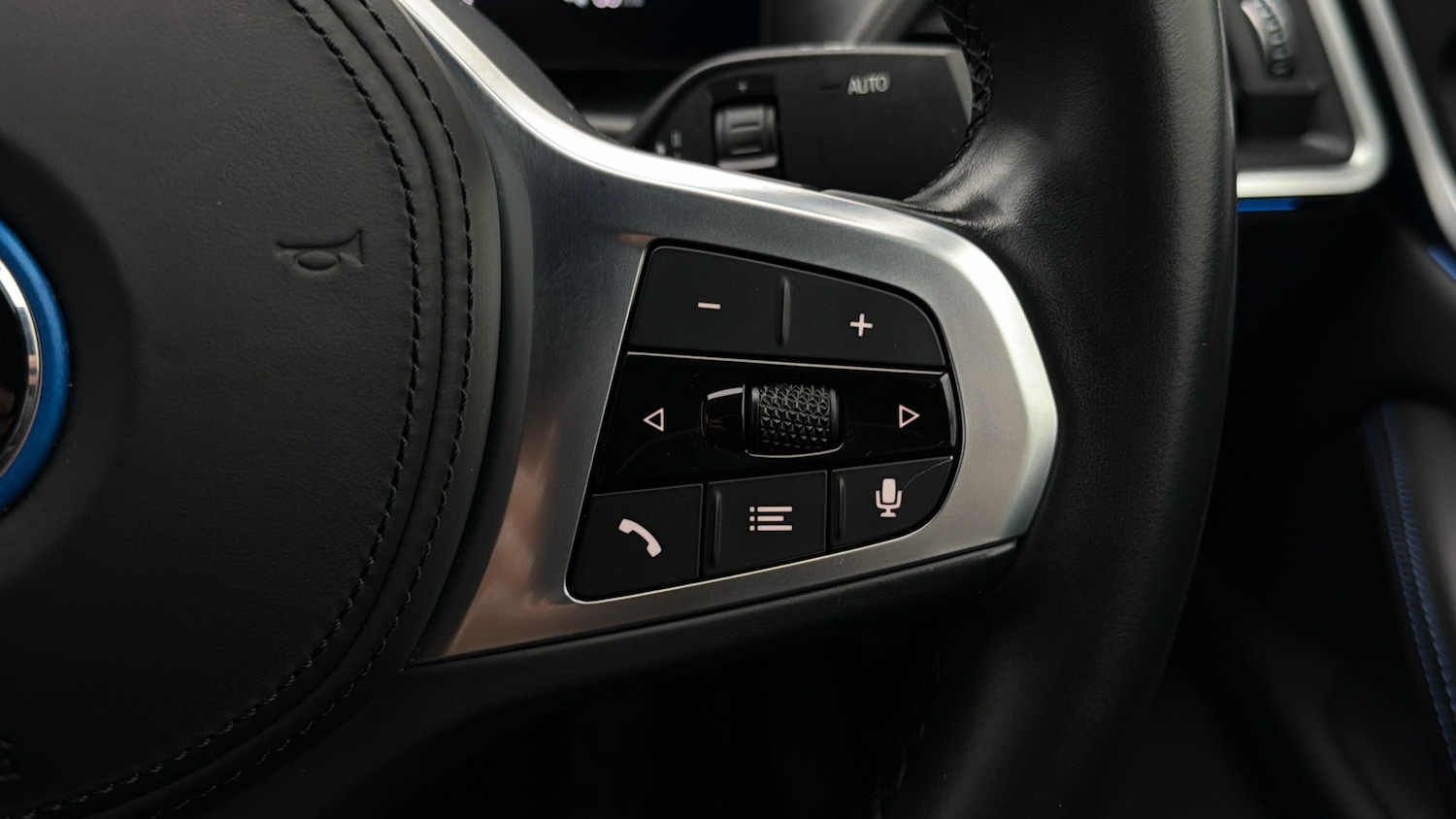 Used BMW i4 2023 for sale - 77864651: Photo 24