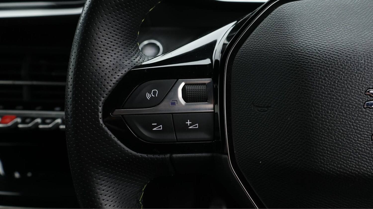 Used Peugeot 208 2022 for sale - 76307645: Photo 25