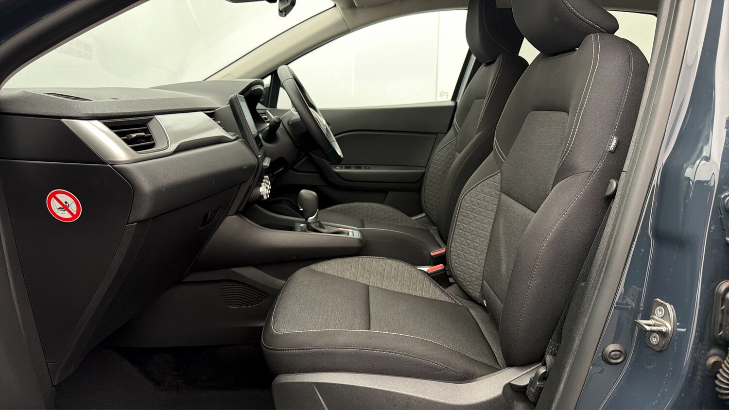 Used Renault Captur 2023 for sale - 78164555: Photo 13